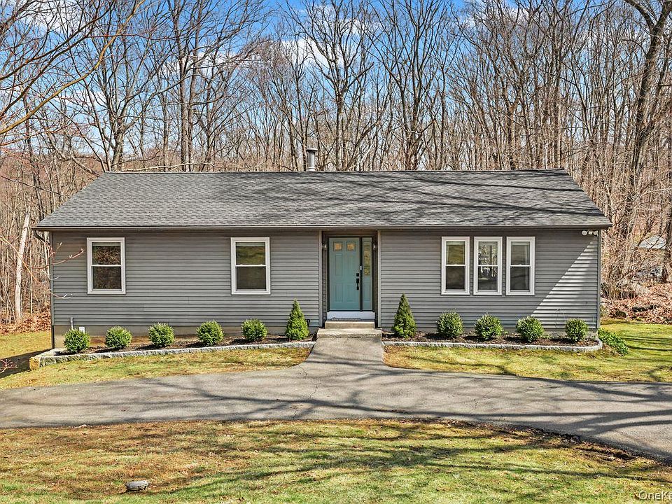 1st image of 158 Kent Shore Drive