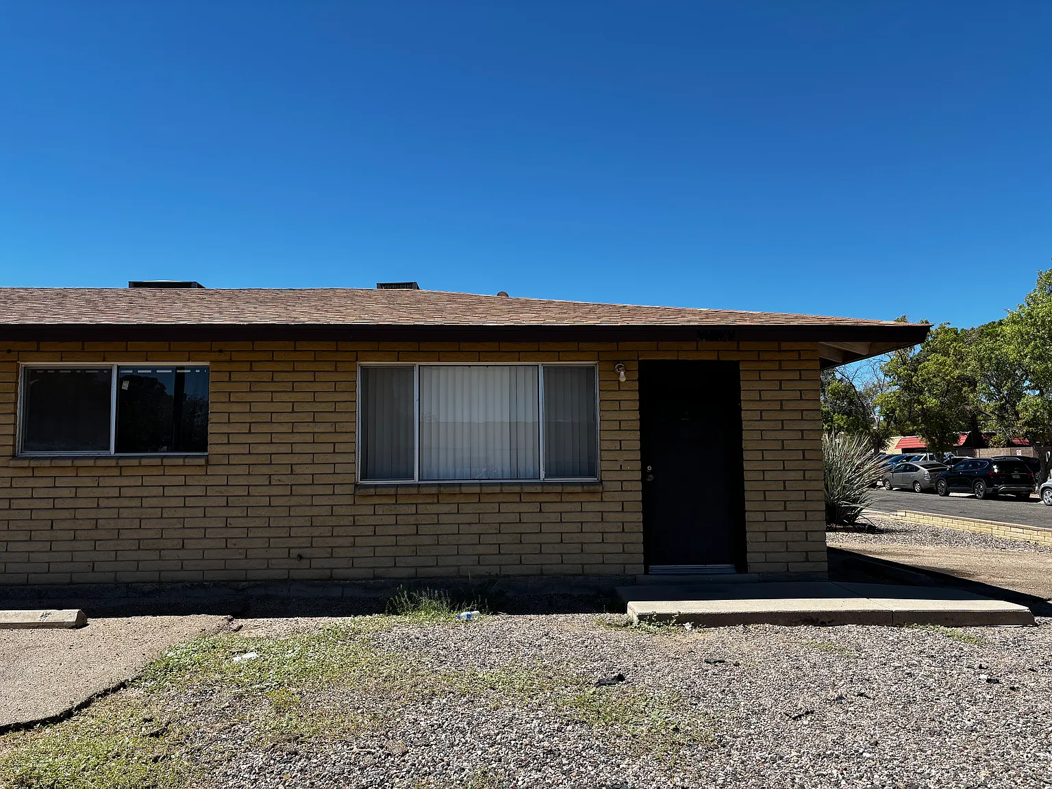 1 bed, 700 sqft, $850 — Photo 1
