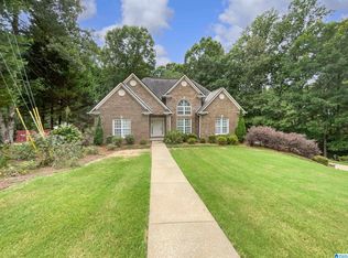 6869 Lexington Oaks Dr, Trussville, AL 35173