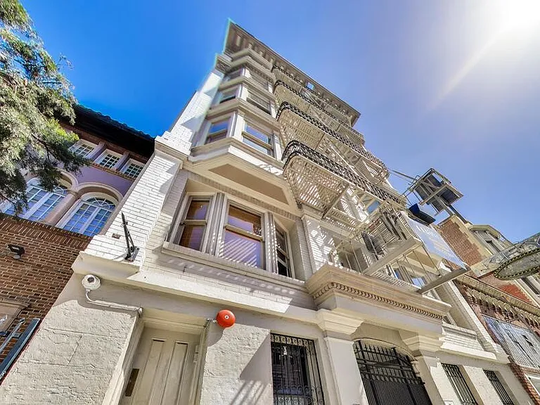 860 Bush Street — Photo 1