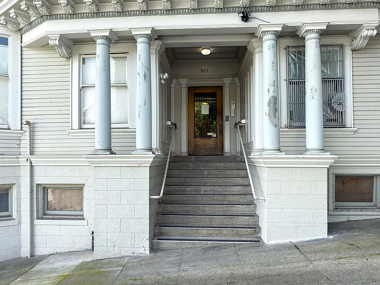 3661 16th St #14 — Photo 34