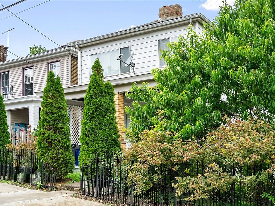 1st image of 32 Exeter St