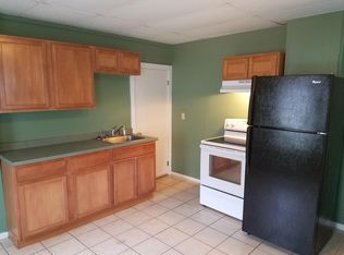 81 S Main St, Moosup, CT 06354