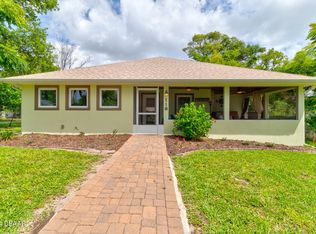118 9th St, Holly Hill, FL 32117