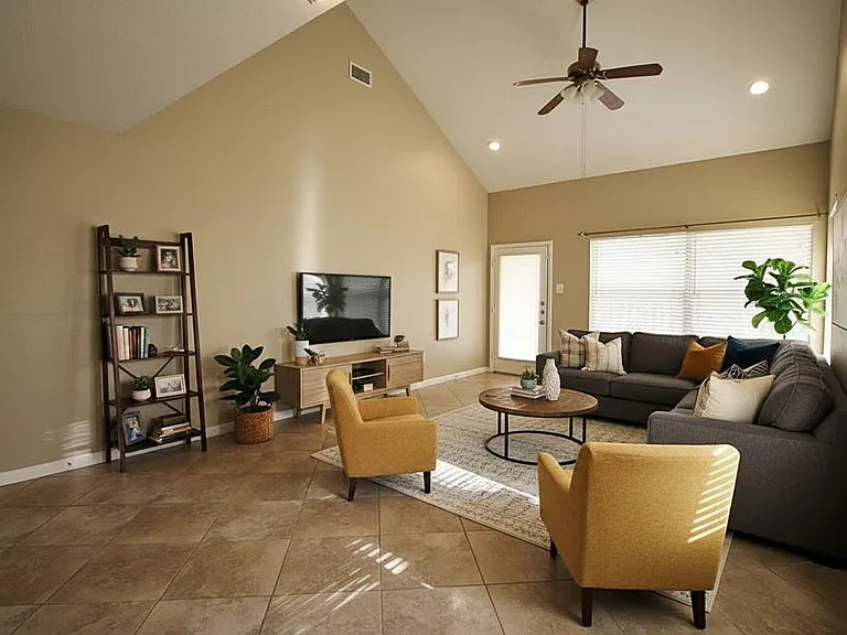12026 Kleinmeadow Dr — Photo 9