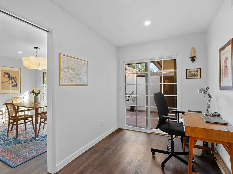 4517 Collwood Ln — Photo 12
