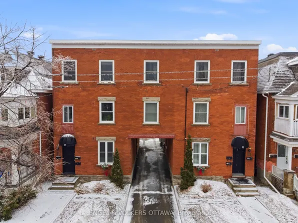 24 Saint Francis St W #22, Ottawa, ON K1Y 1W5