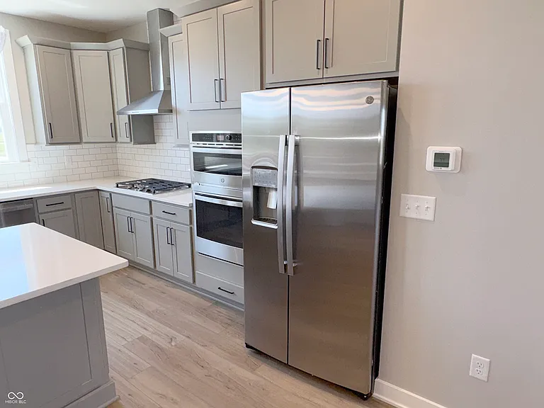 418 Elite St — Photo 8