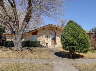 1206 Rockledge Dr, Garland, TX 75043