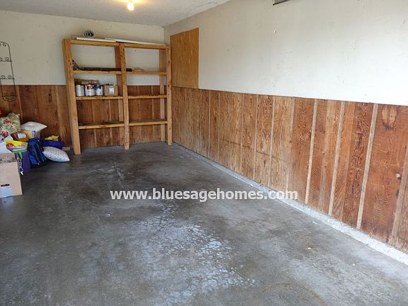 5th image of 937 W 12th St