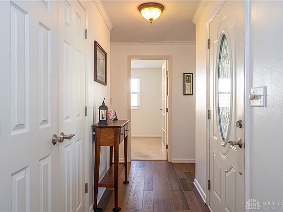 3rd image of 465 Hathaway Trl