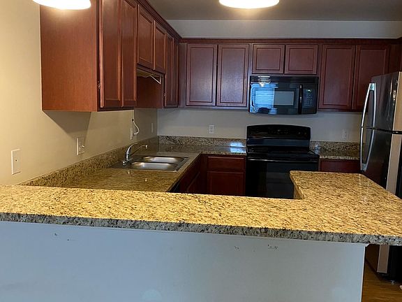 2nd image of 28234 Oakmonte Cir W