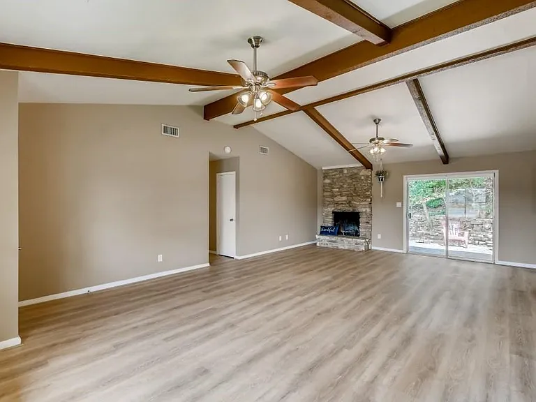 715 Vanguard St — Photo 12