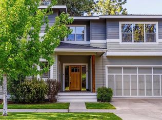 352 SW Hayes Ave, Bend, OR 97702