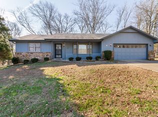 4 Whitwick Ln, Bella Vista, AR 72715