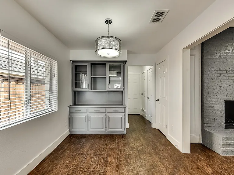 1865 Green Ridge Dr — Photo 8