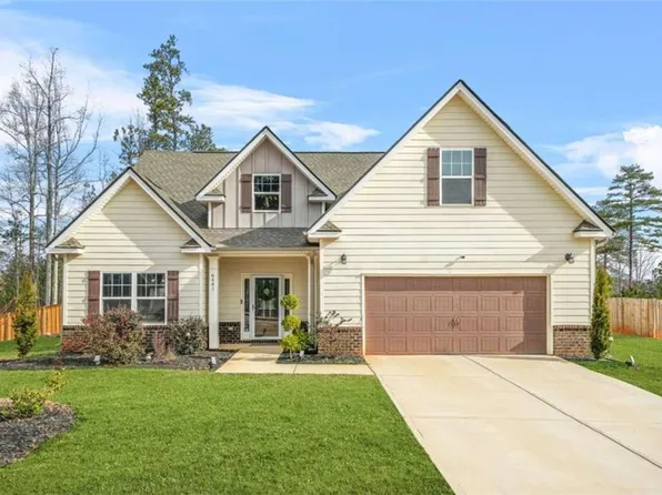 6441 Oakhurst Pl, Fairburn, GA 30213