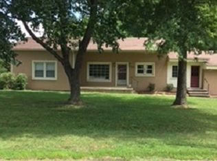 2772 Country Ln, Reidsville, NC 27320