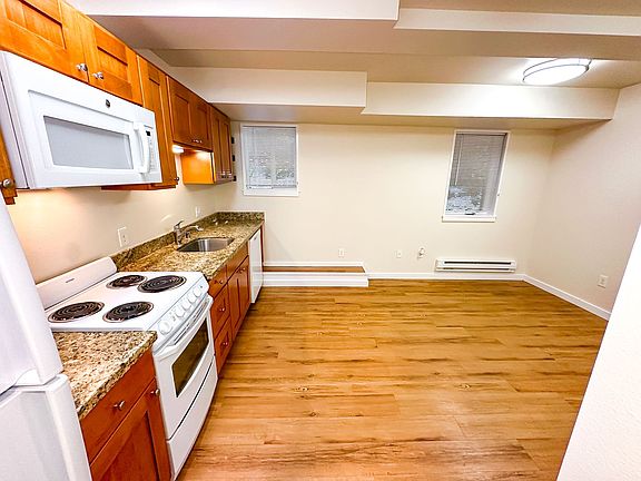 3rd image of 1420 Boren Ave APT 7