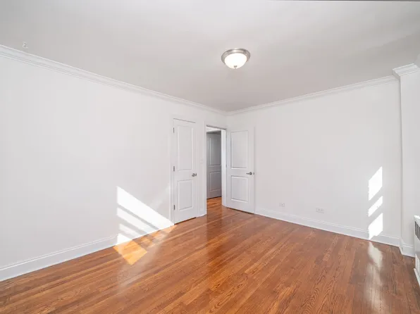 269 Bennett Avenue image 11 of 12