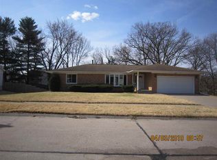 4222 36th Ave, Moline, IL 61265
