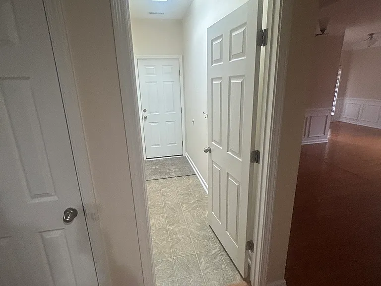 101 Brentmoor Pl — Photo 6