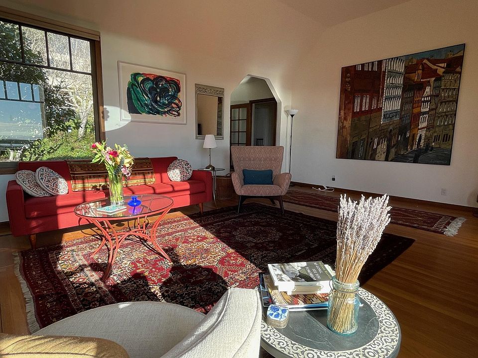 Afternoon sun in bright, spacious living room.