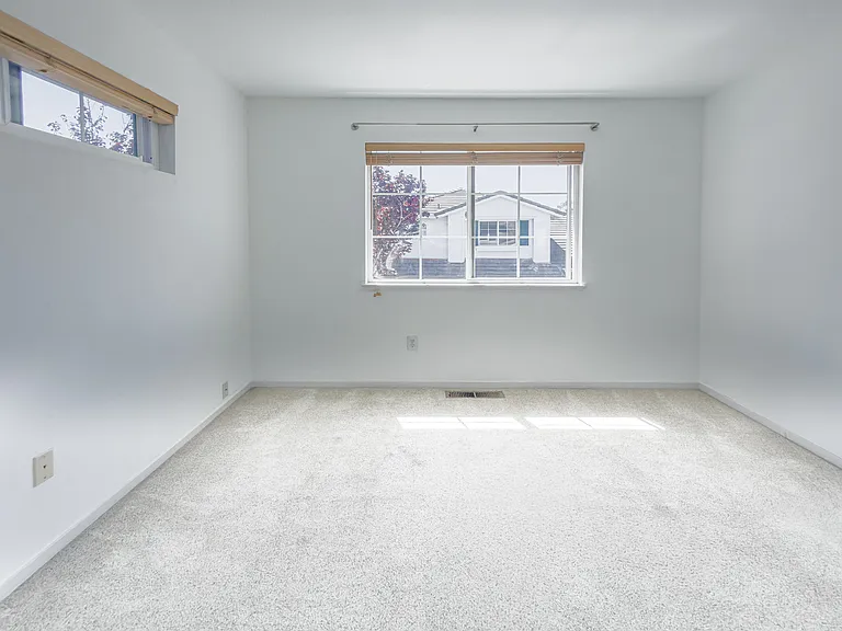 104 Windjammer Ct — Photo 19