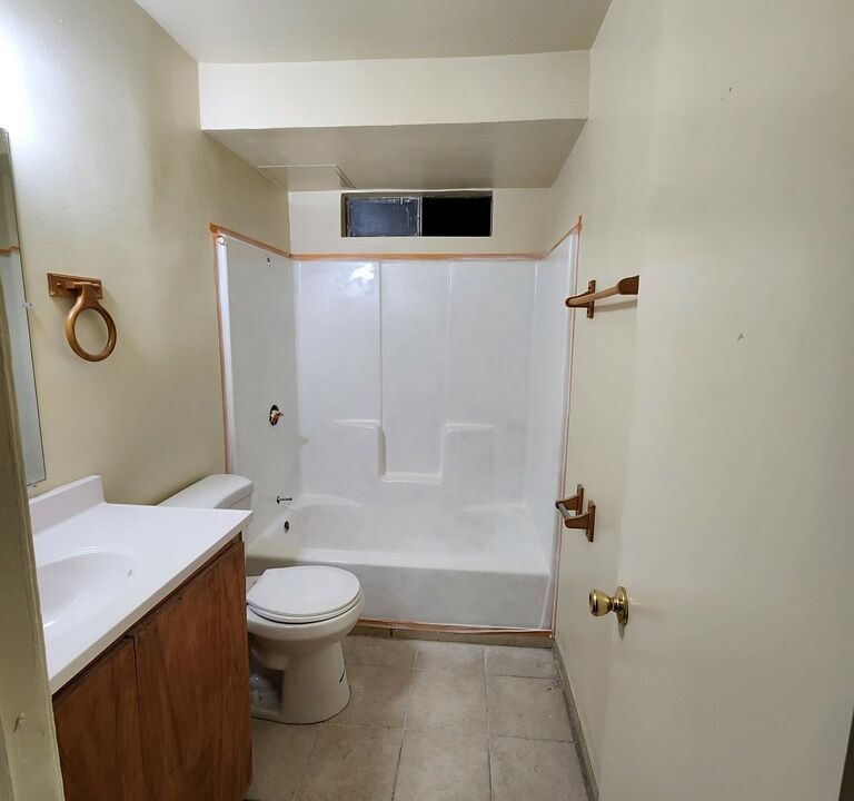 Bathroom. New Fixtures