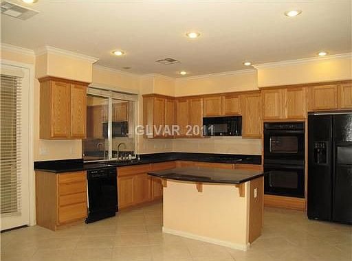 4th image of 3521 Lacebark Pine St