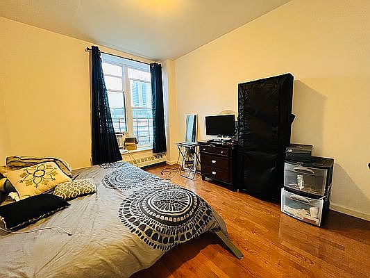 4th image of 116 W 129th St APT 5C