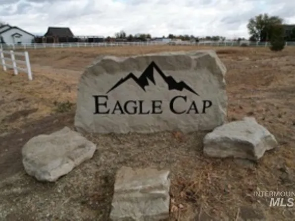 7 Minam Dr, Middleton, ID 83644