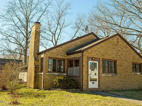 415 S Kimmel St, Berrien Springs, MI 49103