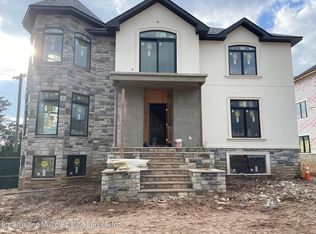 15 Torrice Loop, Staten Island, NY 10309