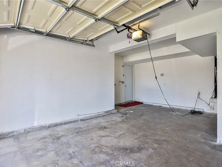 24307 Carman Ln — Photo 37