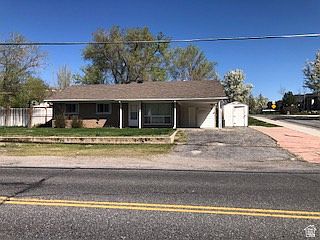 4th image of 1615 E Pioneer Rd