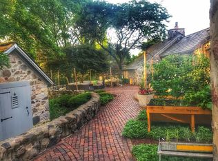 3720 Bradee Rd, Brookfield, WI 53005