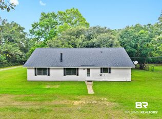 34750 Oak Ln, Stapleton, AL 36578