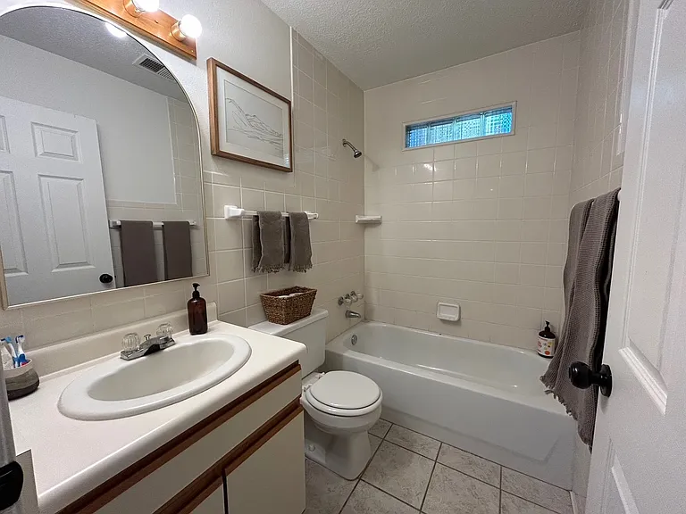 2524 Stallion Ct — Photo 8