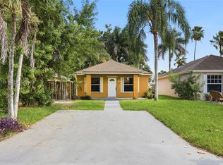 879 SW 10th St, Florida City, FL 33034