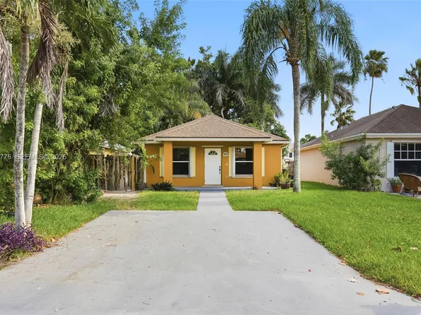 879 SW 10th St, Florida City, FL