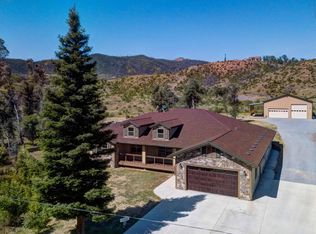 15890 Cindee Ln, Redding, CA 96001