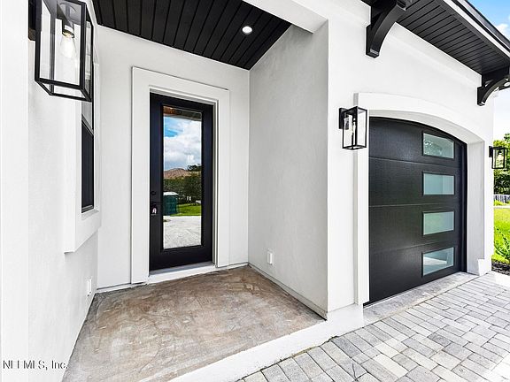 4th image of 405 LACOSTA VILLA CT