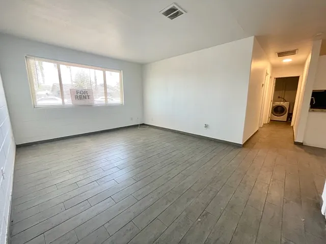 2 bed, 800 sqft, $1,295 — Photo 4