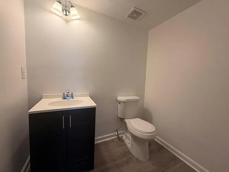 1026 Wuthering Way — Photo 10