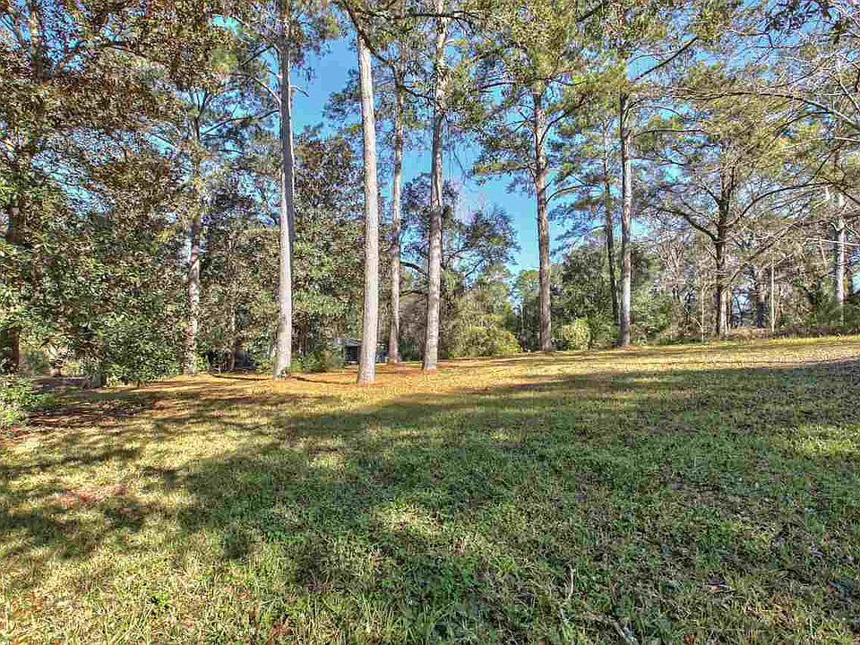 2nd image of 4747 Maylor Rd