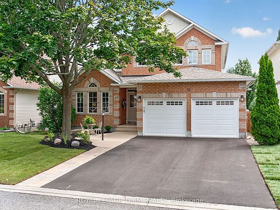 2nd image of 12 Forillon Cres