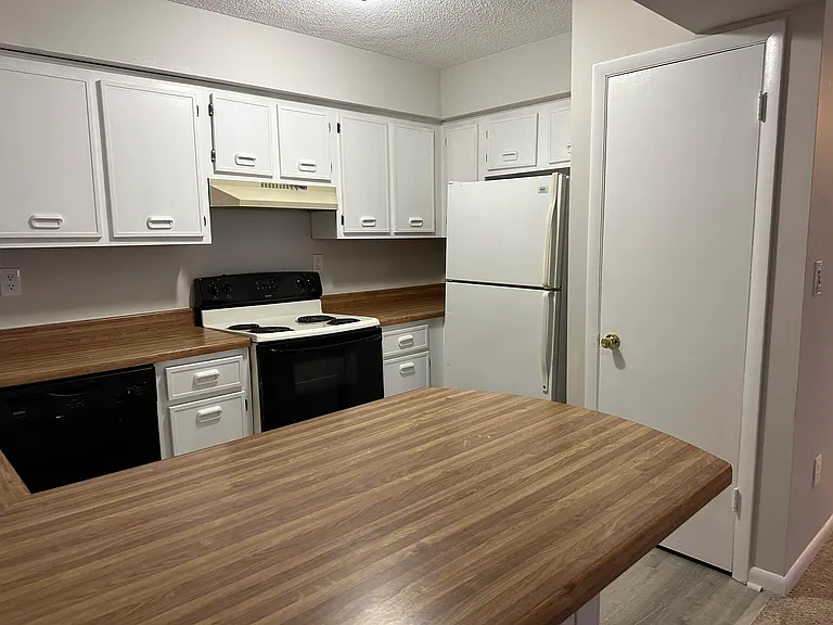 2142 Pier Point Pl — Photo 9