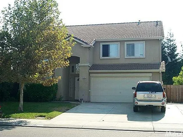 10482 River Oaks Dr, Stockton, CA 95209