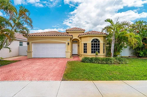 5101 SW 134th Ave Photo 1